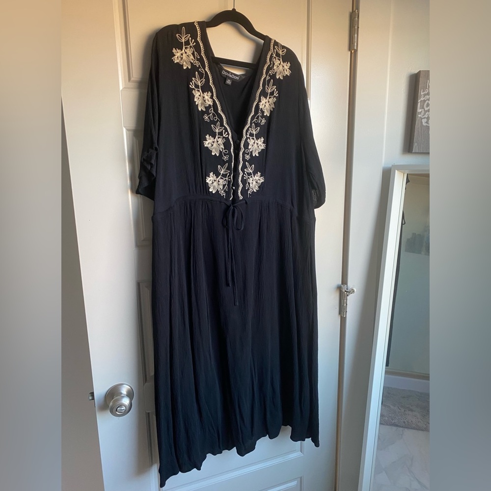 Davi & Dani dress